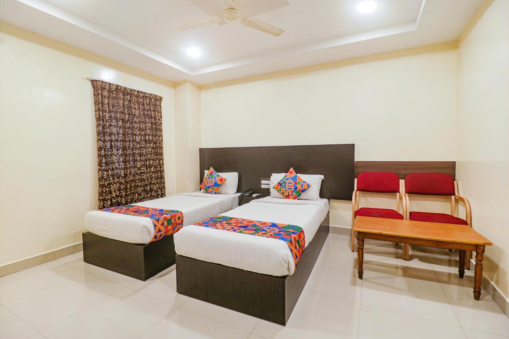 Fabhotel Champion Residency - Kr Puram Bangalore Exteriör bild