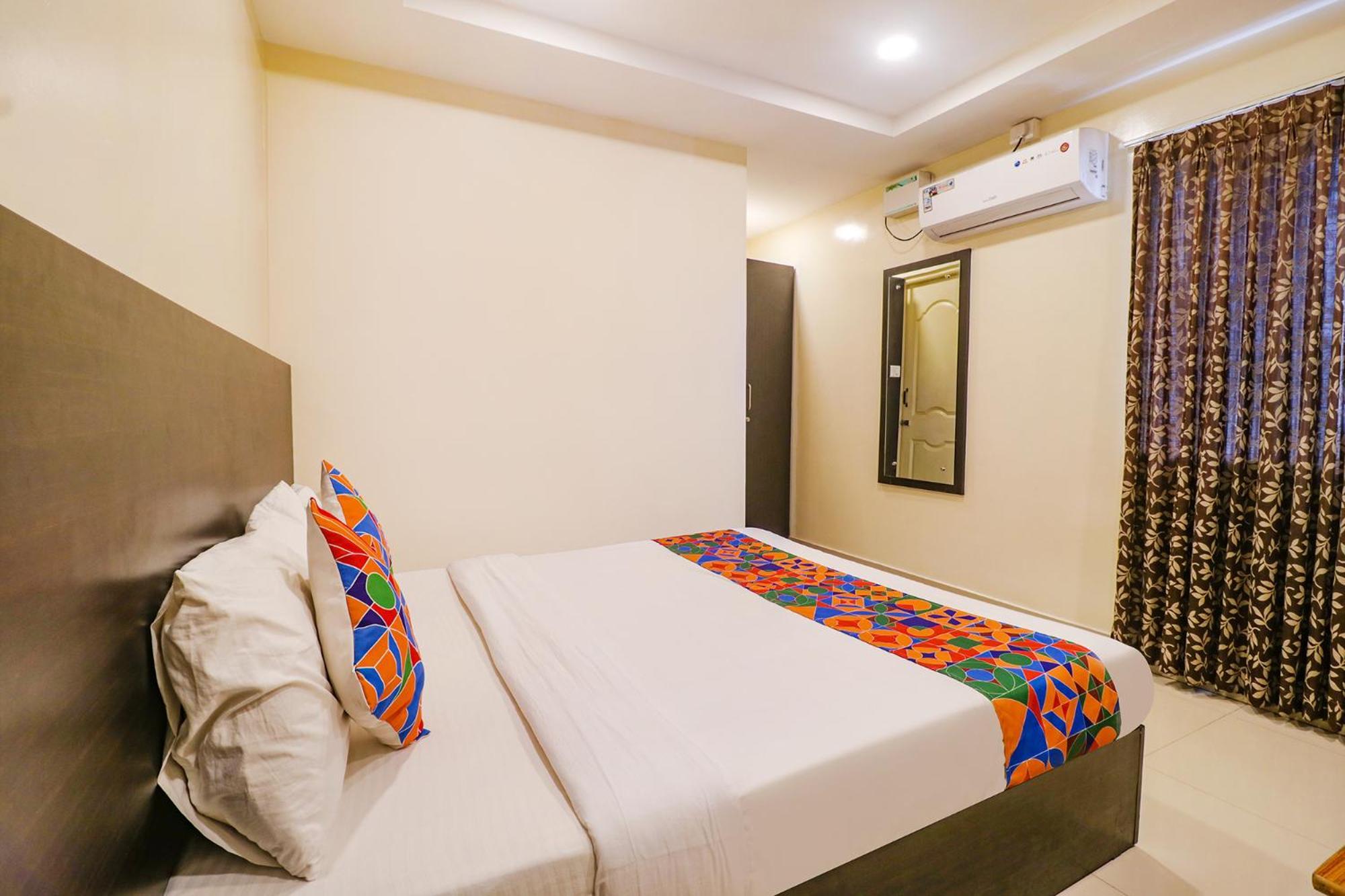 Fabhotel Champion Residency - Kr Puram Bangalore Exteriör bild