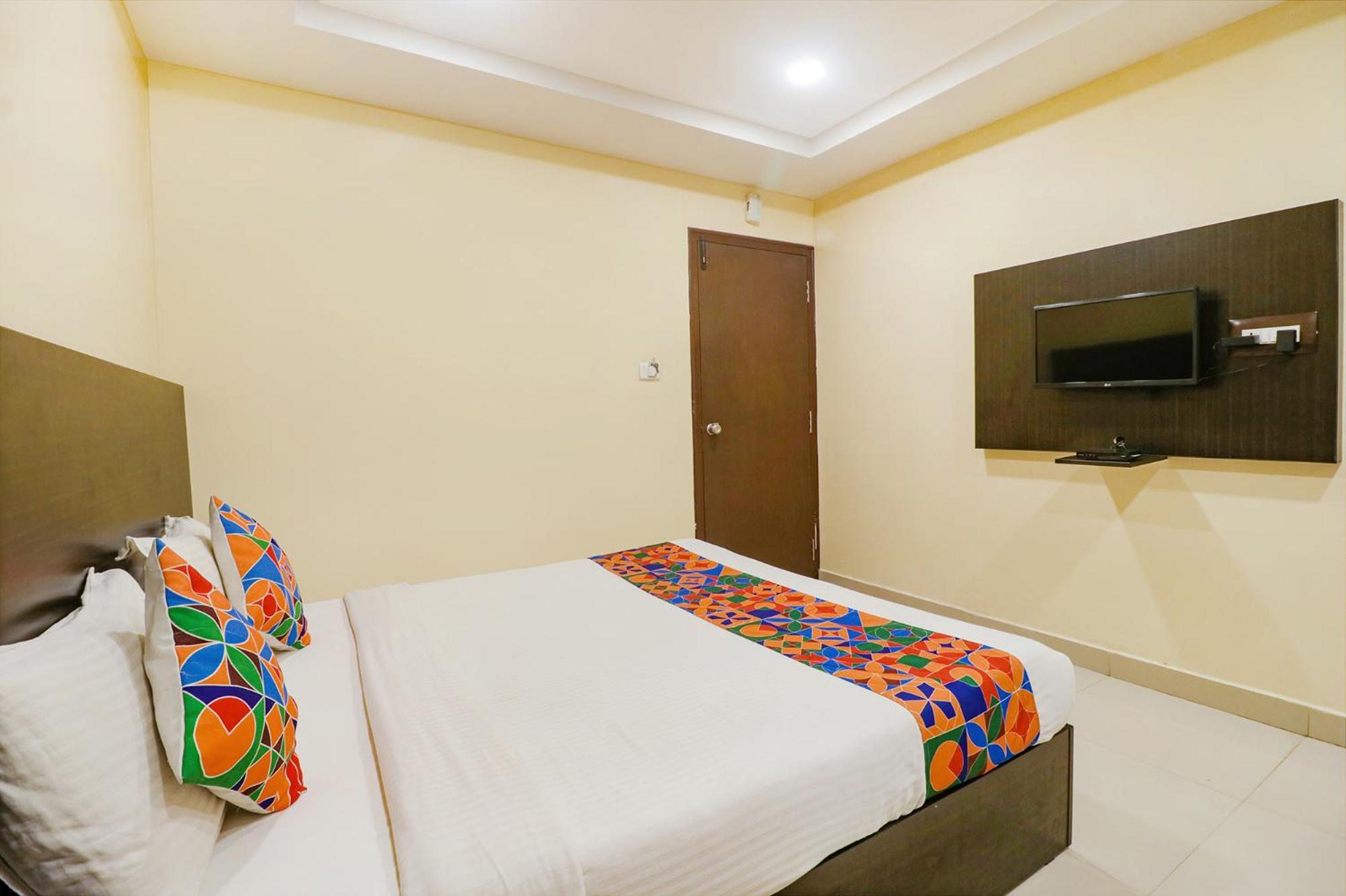 Fabhotel Champion Residency - Kr Puram Bangalore Exteriör bild